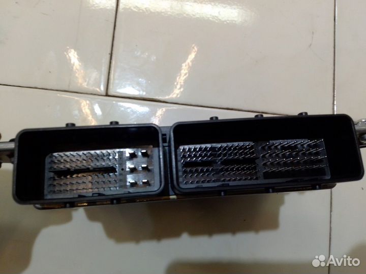 Блок управления двигателем (Nissan Note)