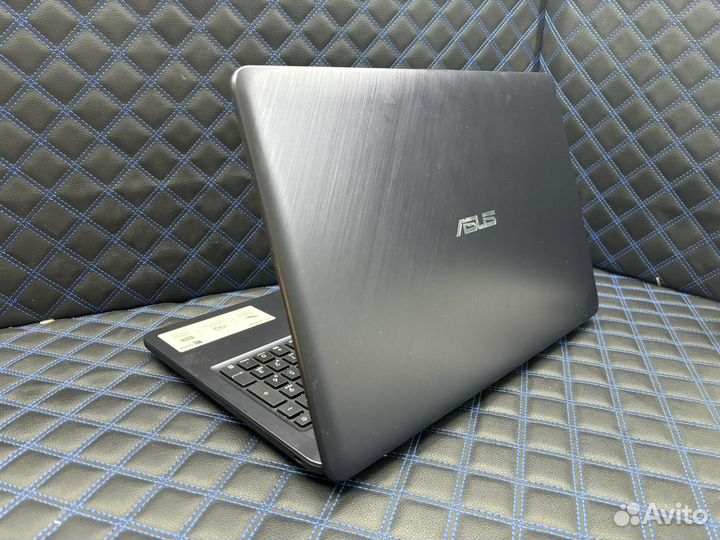 Ноутбук asus vivobook a543M