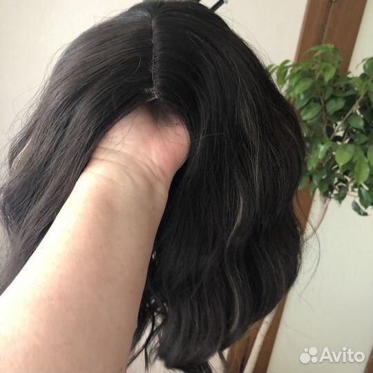 Парик без челки новый