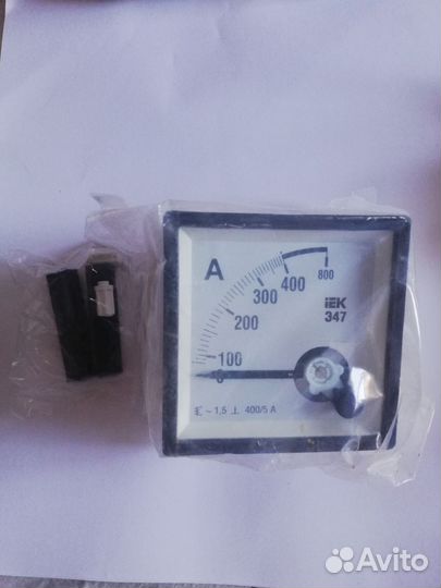 Вольтметр щитовой IEK, коробка клеммная кзнс 16