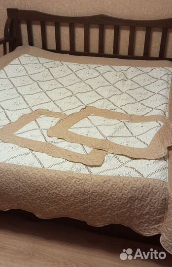 Покрывало 230*250 и 2 наволочки 55*75