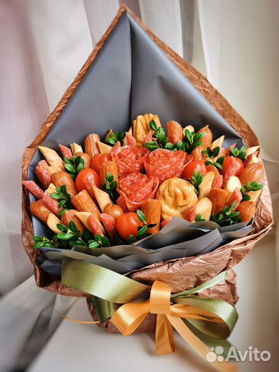 Мужской подарок колбасный букет