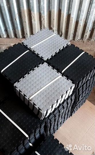 Пвх плитка для гаража купить