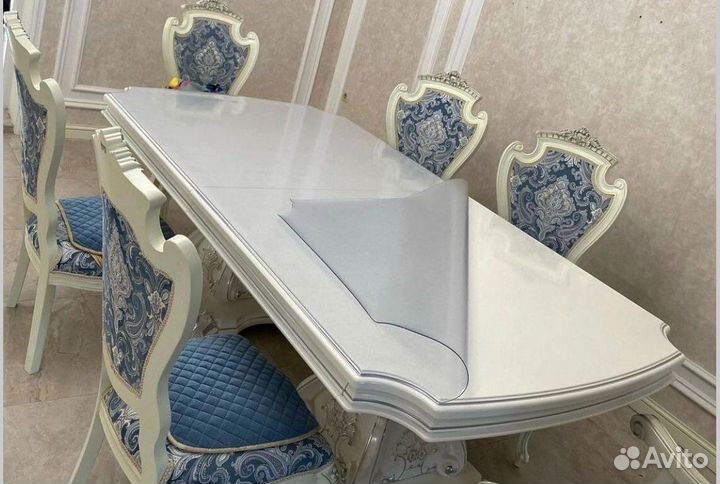 Прозрачная подложка для столовых приборов