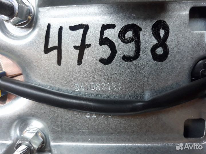 Подушка безопасности в торпедо Nissan Almera G15 2