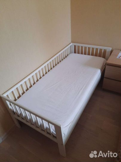 Детская кровать IKEA для детей от 3 лет с матрасом