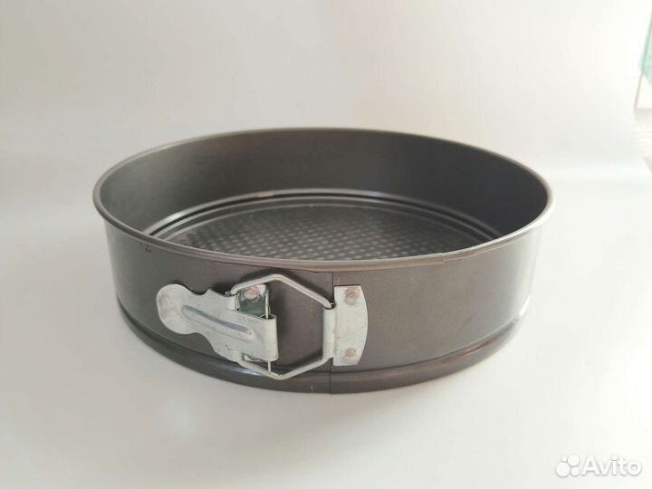 Разъёмная форма для выпечки