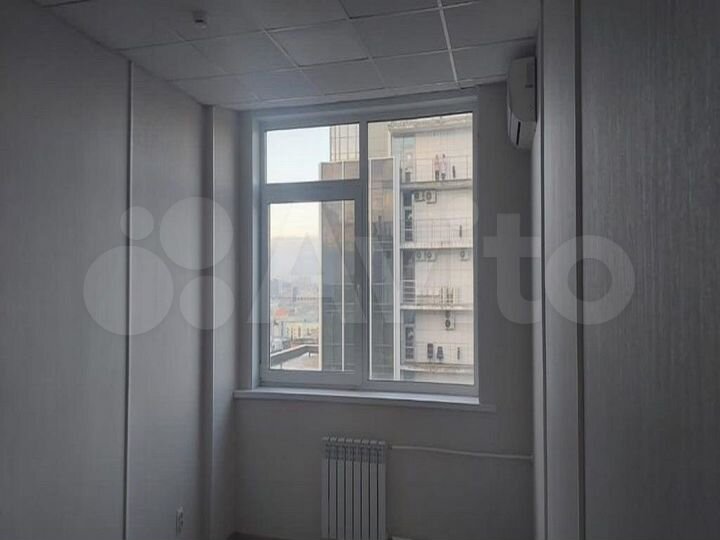 Продам офисный блок - этаж 641 м²