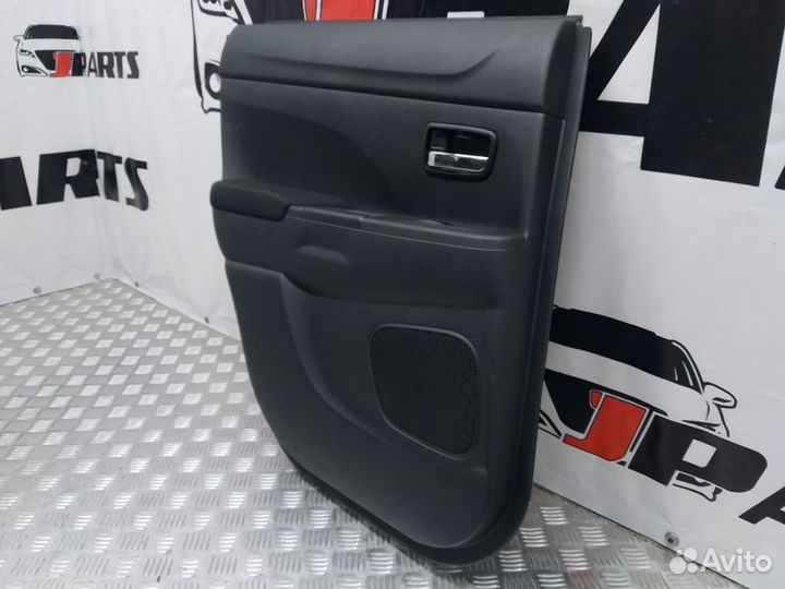 Обшивка двери задней Mitsubishi ASX