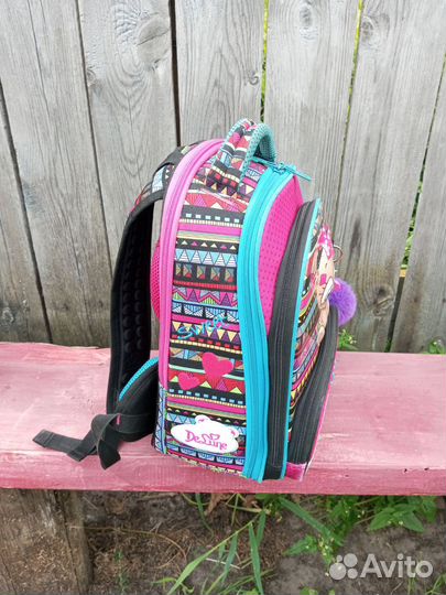 Рюкзак школьный