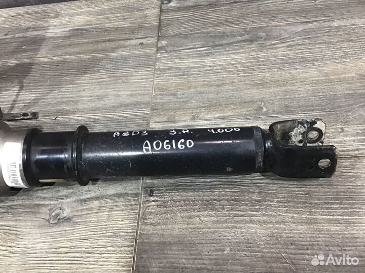 Стойка пневматическая задняя правая Audi A8 D3