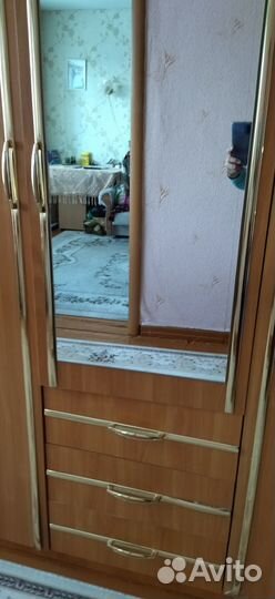 Шкаф плательный