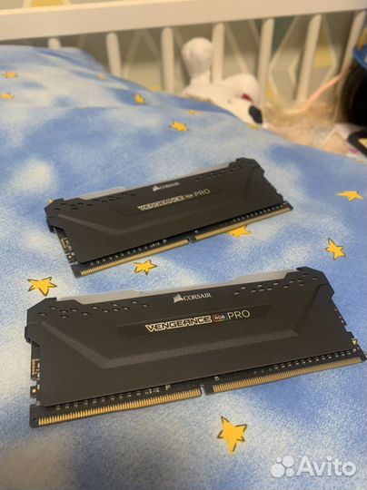 Оперативная память Corsair Vengeance RGB PRO 16 гб