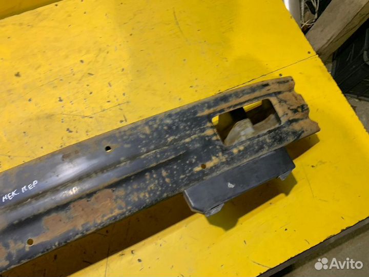 Усилитель переднего бампера Daewoo Nexia 2008-2016