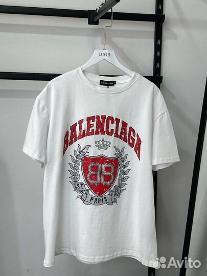 Футболка Balenciaga 2 цвета