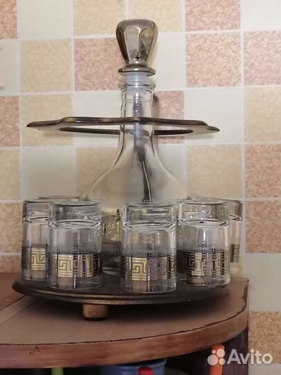 Графин с рюмочками