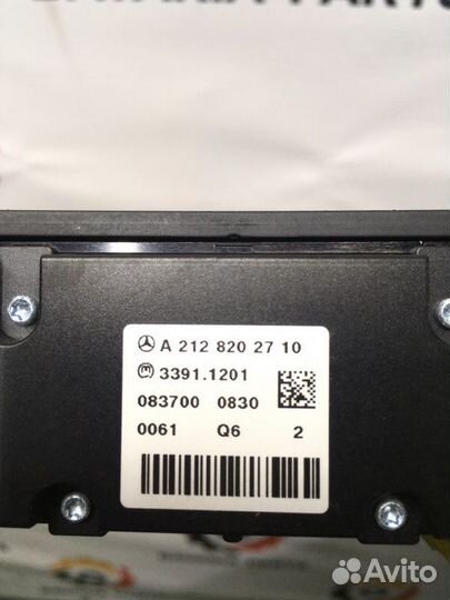 Блок кнопок Mercedes E W212 3.5 2010