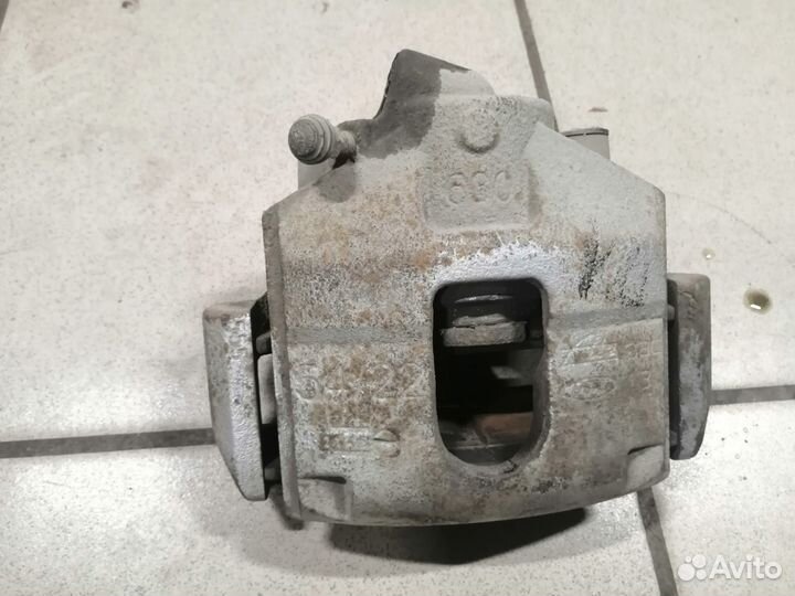 Суппорт тормозной передний правый Форд Фиеста