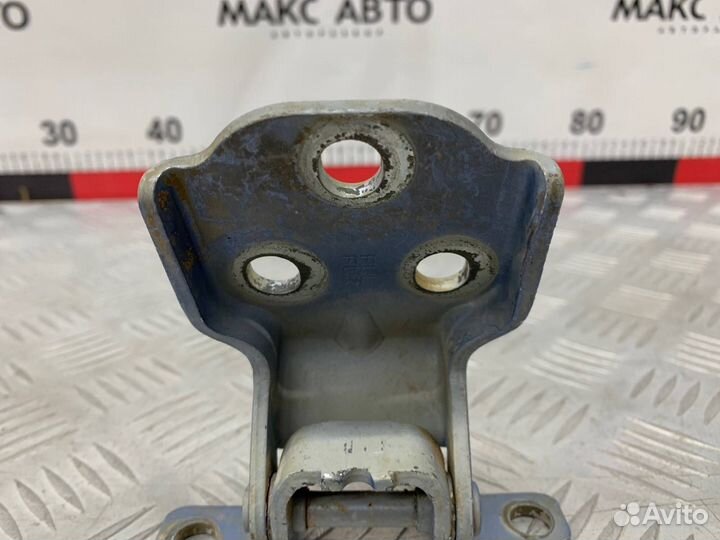 Б/У петля двери передний правый Daewoo Matiz klya