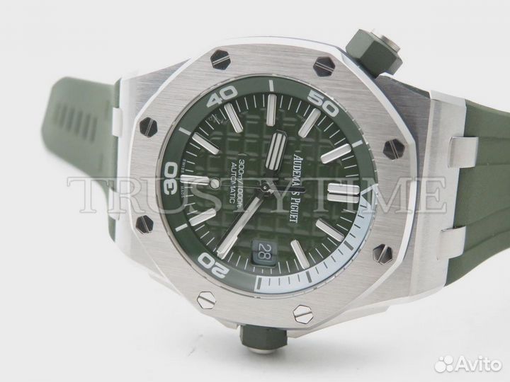 Часы Audemars Piguet Royal Oak Offshore Diver 15710ST.OO.A052CA.01