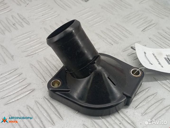 Корпус термостата Toyota Prius 2 2006 1632121010