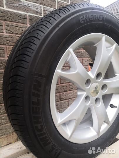 Диски на Mitsubishi R16