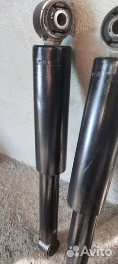 Амортизаторы оригинальные задние mercedes viano