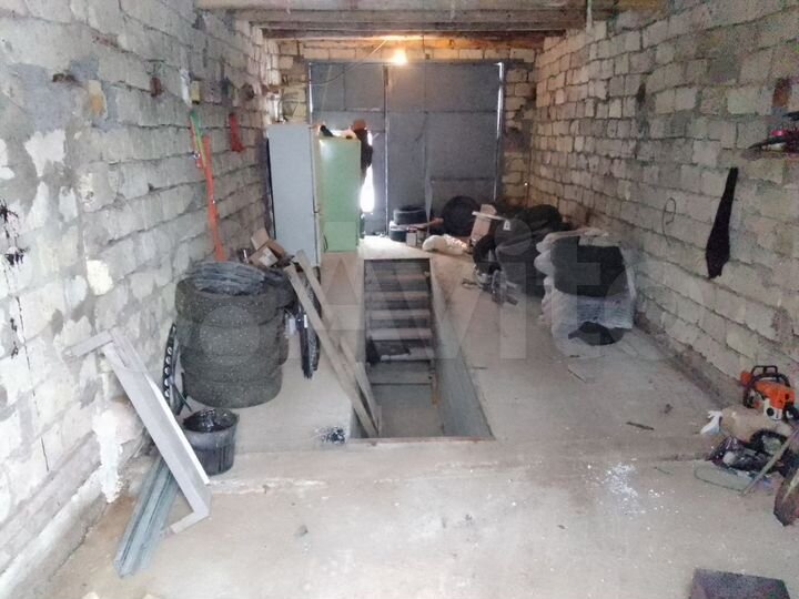 Гараж, > 30 м²