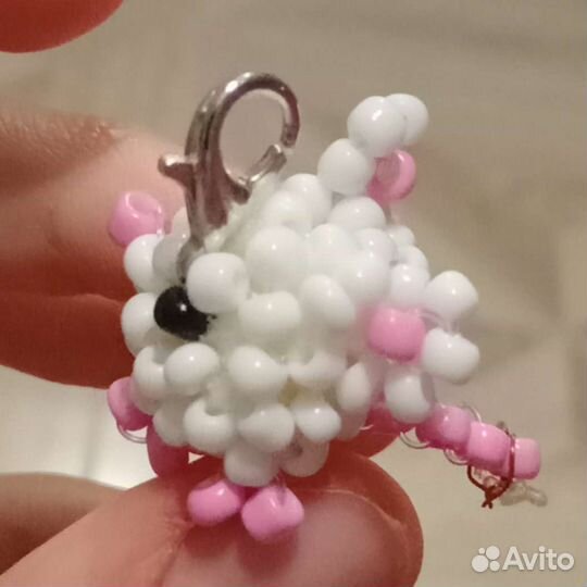 Мышь белая из бисера