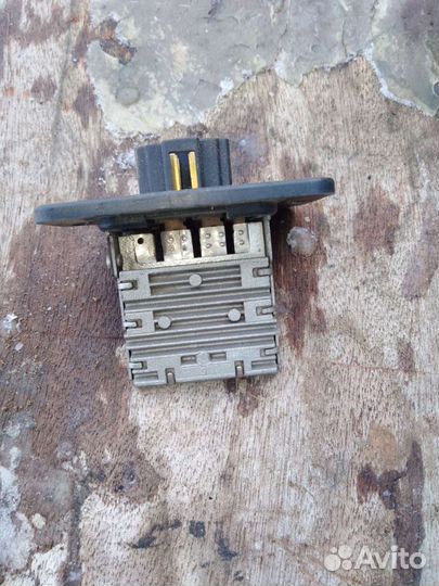 Резистор печки Hyundai Accent 2