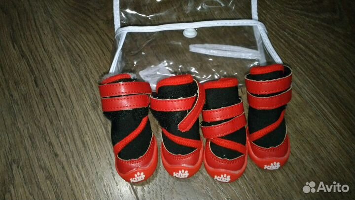 Ботиночки для маленькой собачки