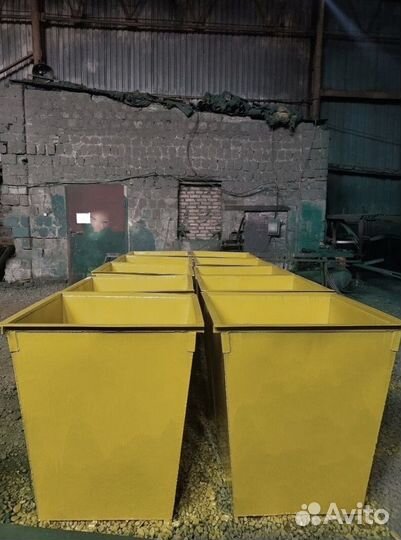 Мусорный контейнер 1.1 м3