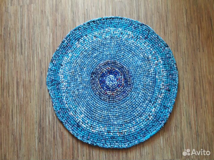 Коврик вязаный d-60 см