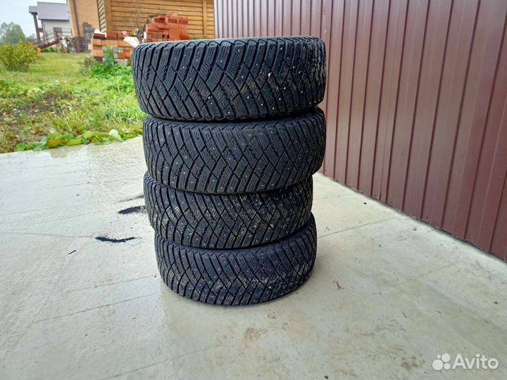 Goodyear Ultra Grip Ice Arctic 2 205/55 R16 94T
