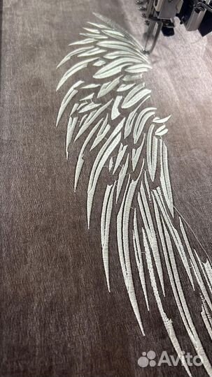 Машинная вышивка на одежде