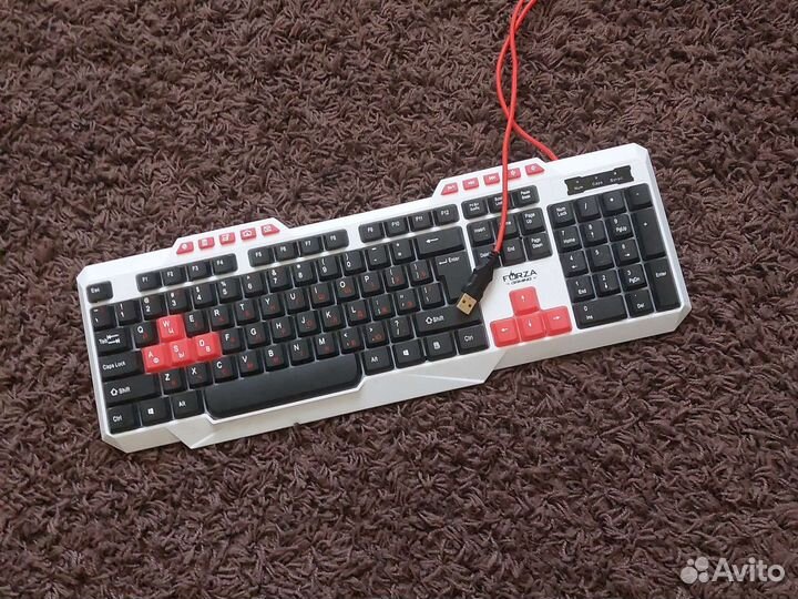 Игровая клавиатура с подсветкой