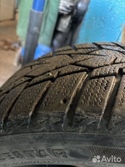 DoubleStar DS706 215/55 R17 90E