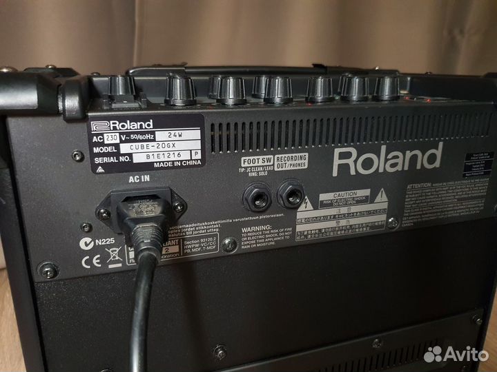 Комбоусилитель Roland 20-GX Cube (в идеале)