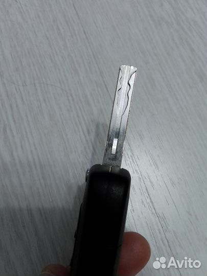 Ключ зажигания kia