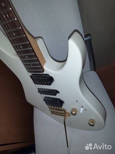 Электрогитара Yamaha