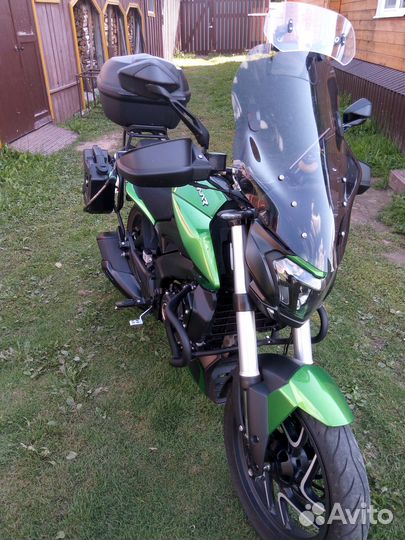 Мотоцикл Bajaj Dominar 400