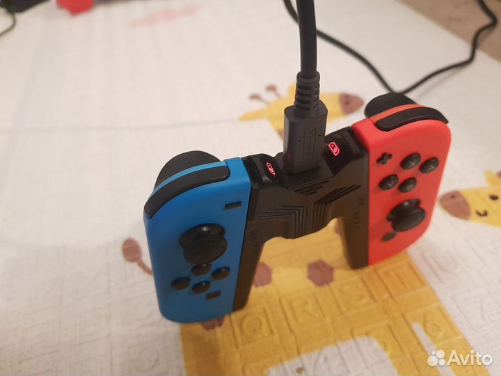 Новые джойконы Nintendo Switch oled + грип-зарядка