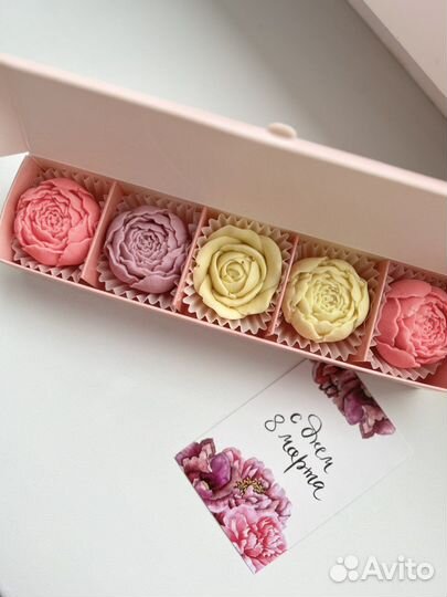 Подарок женщине