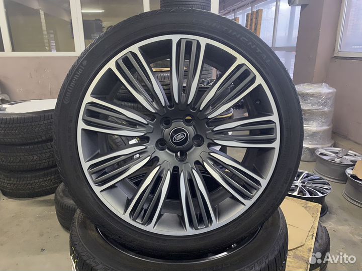 Оригинальные колеса на Range Rover Sport R22