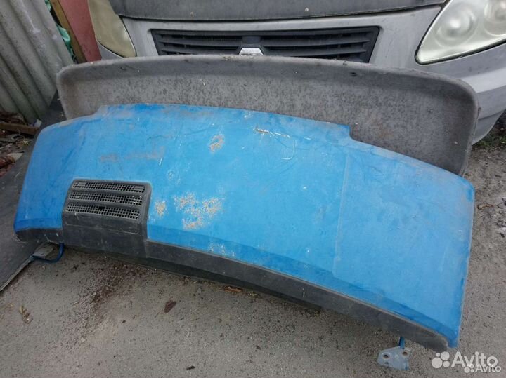 Капот на renault trafic