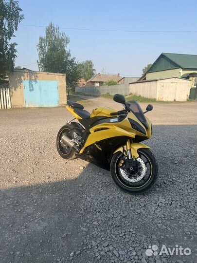 Yamaha yzf r6
