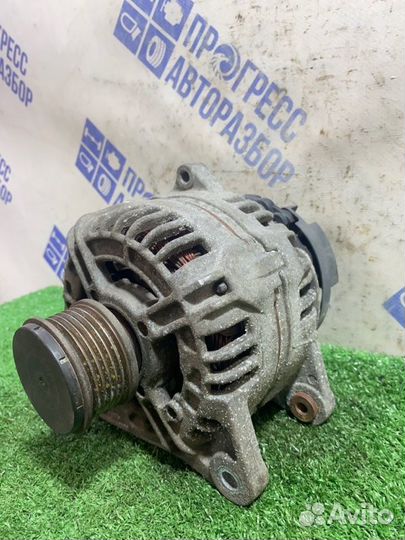 Генератор Renault Fluence седан 1.6 K4M V838 2013