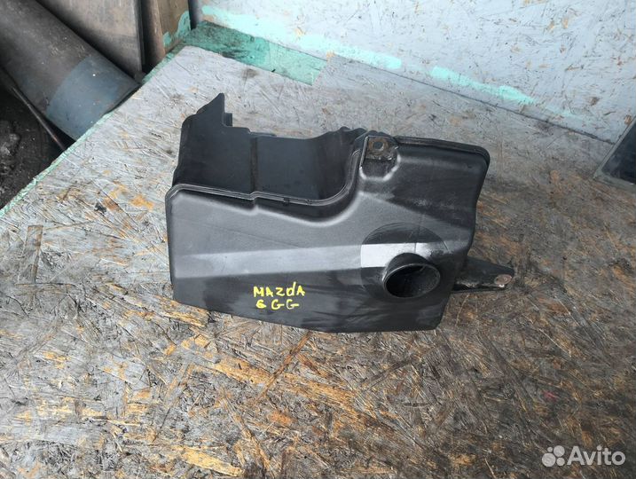 Бачок омывателя передний Mazda 6 GG рест. 2006