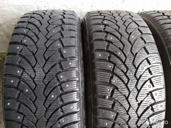 Pirelli Formula Ice 225/55 R17 101T