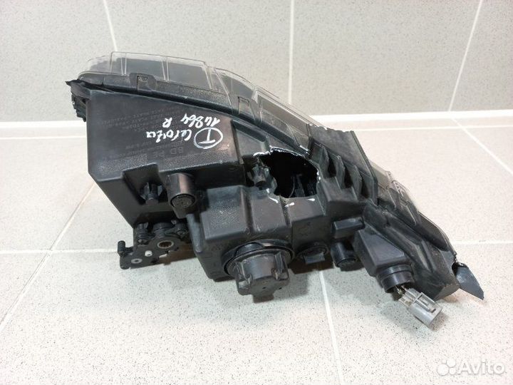 Фара противотуманная правая Kia Cerato BD